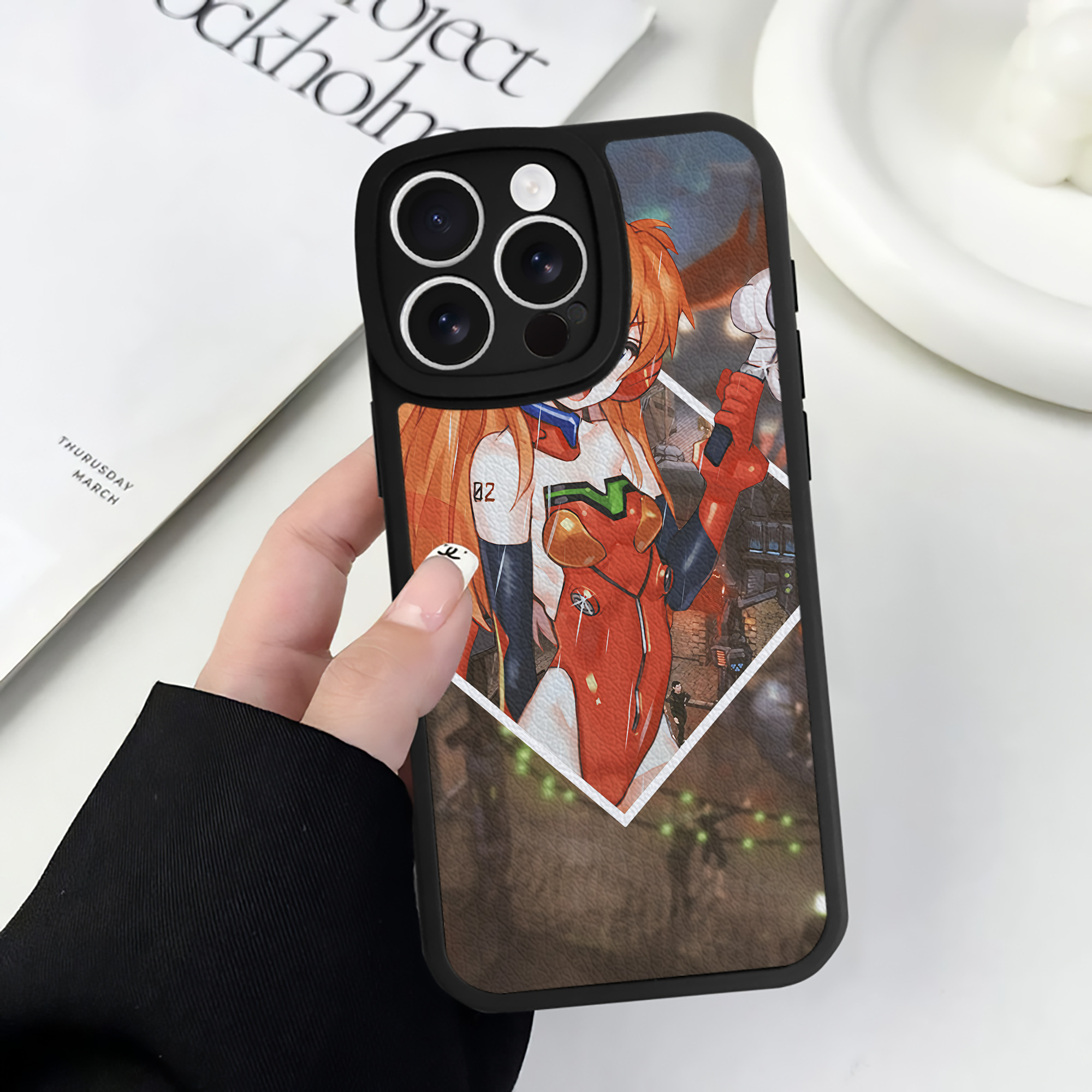 （画像用） EVA 新世紀エヴァンゲリオン 【iPhone 16シリーズ対応】シリコンスマホケース（レザー調） 材質：シリコン